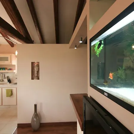 Selini With Jacuzzi Kanálion