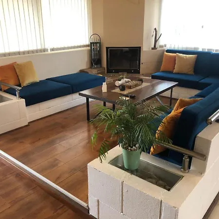 Selini With Jacuzzi * Kanálion