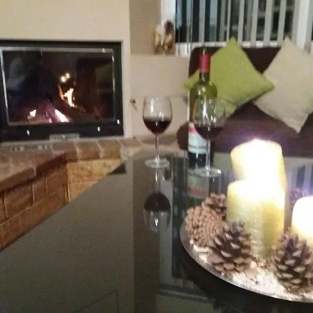 Daire Selini With Jacuzzi Kanálion