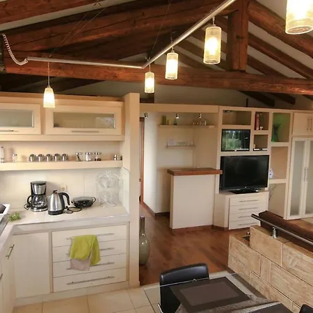 Selini With Jacuzzi Daire