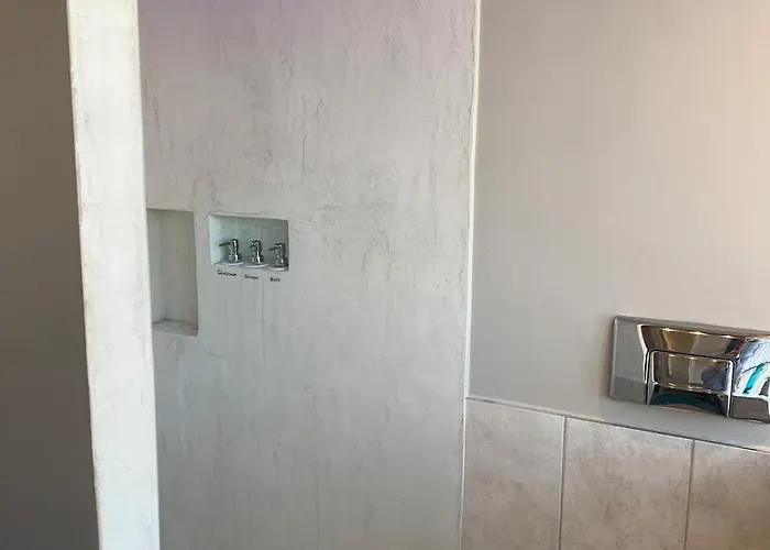 Selini With Jacuzzi *