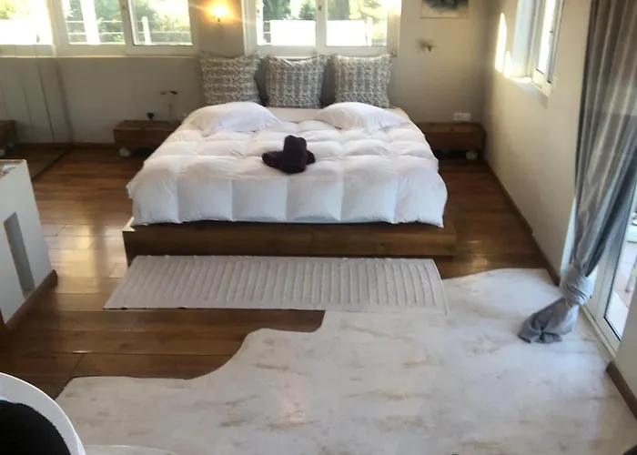 Selini With Jacuzzi Lägenhet *