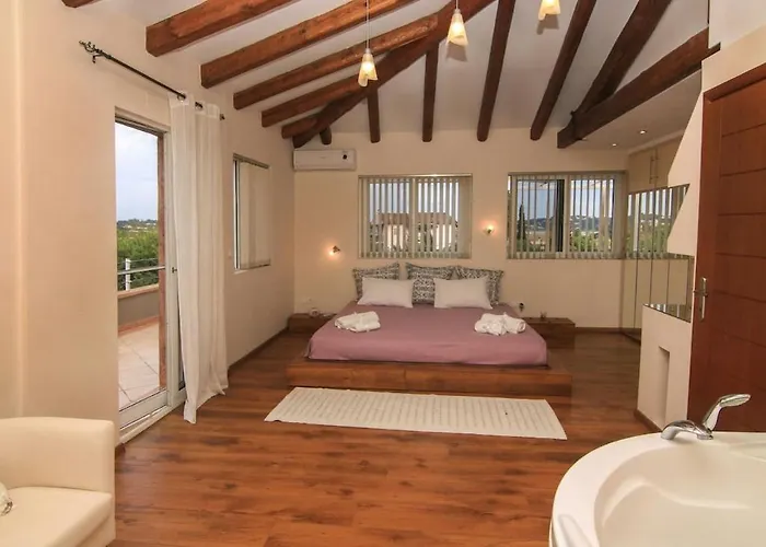 Lägenhet Selini With Jacuzzi *